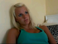 Tanned blonde rubs pussy on Skype